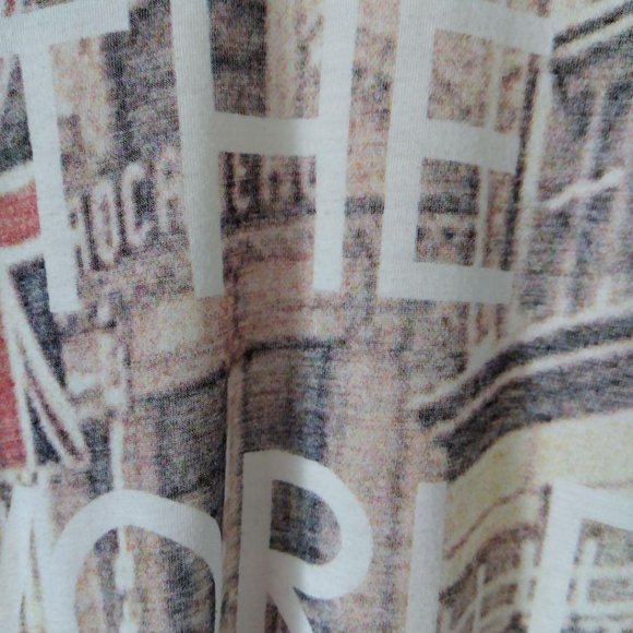 T-shirt - Picture 3 of 3